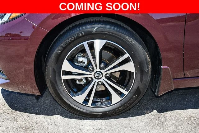 Used 2023 Red Nissan SV image 11