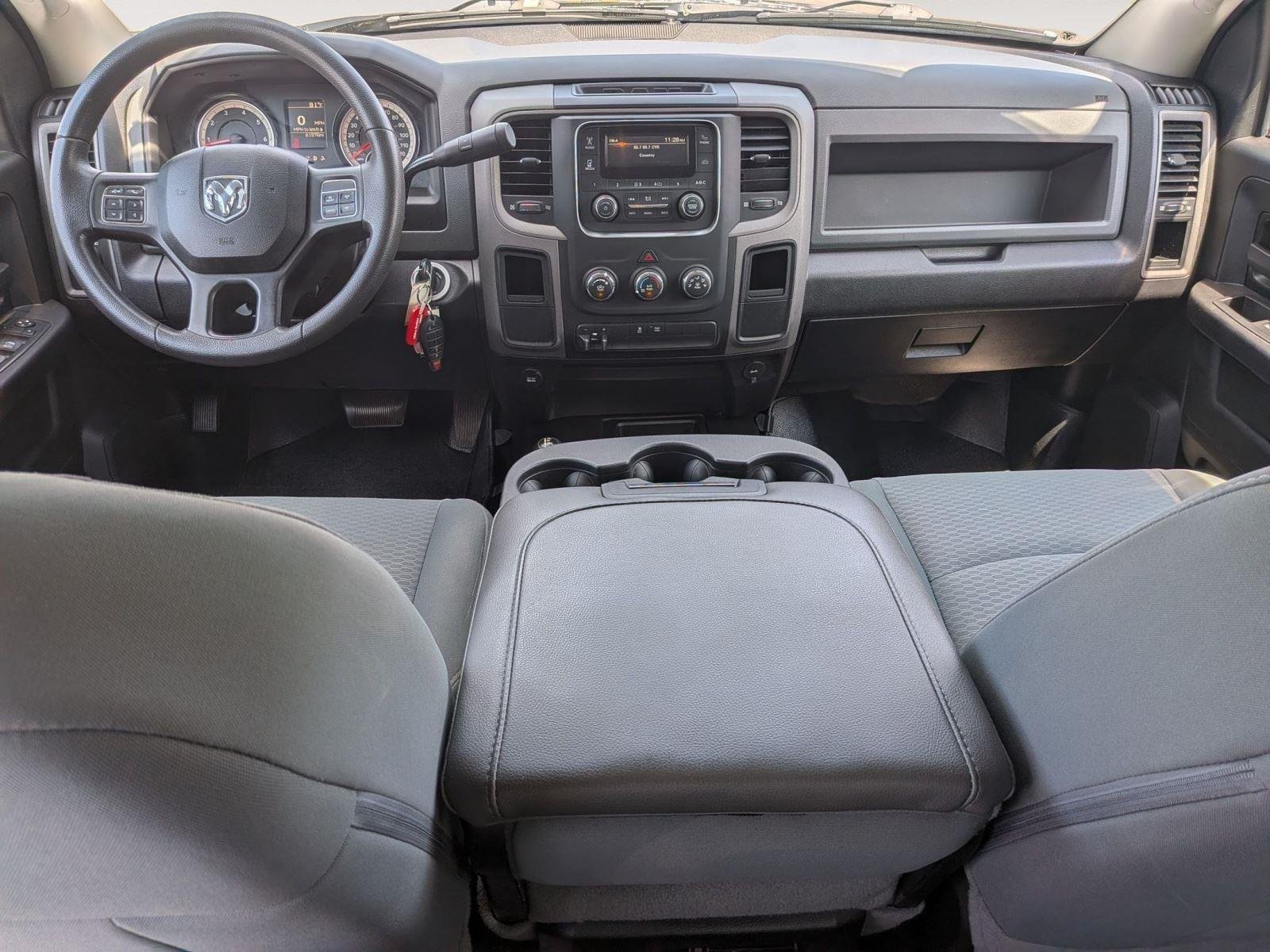 Used 2018 Granite Crystal Metallic Clearcoat Ram Tradesman image 29