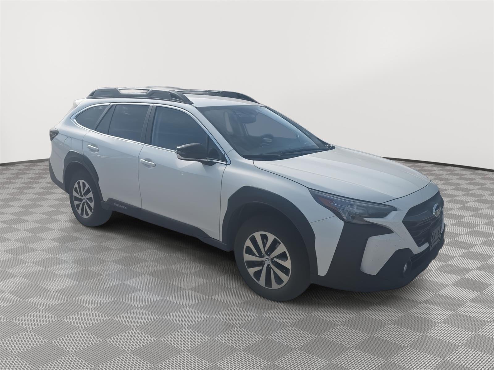 2024 Subaru Outback Premium's photo