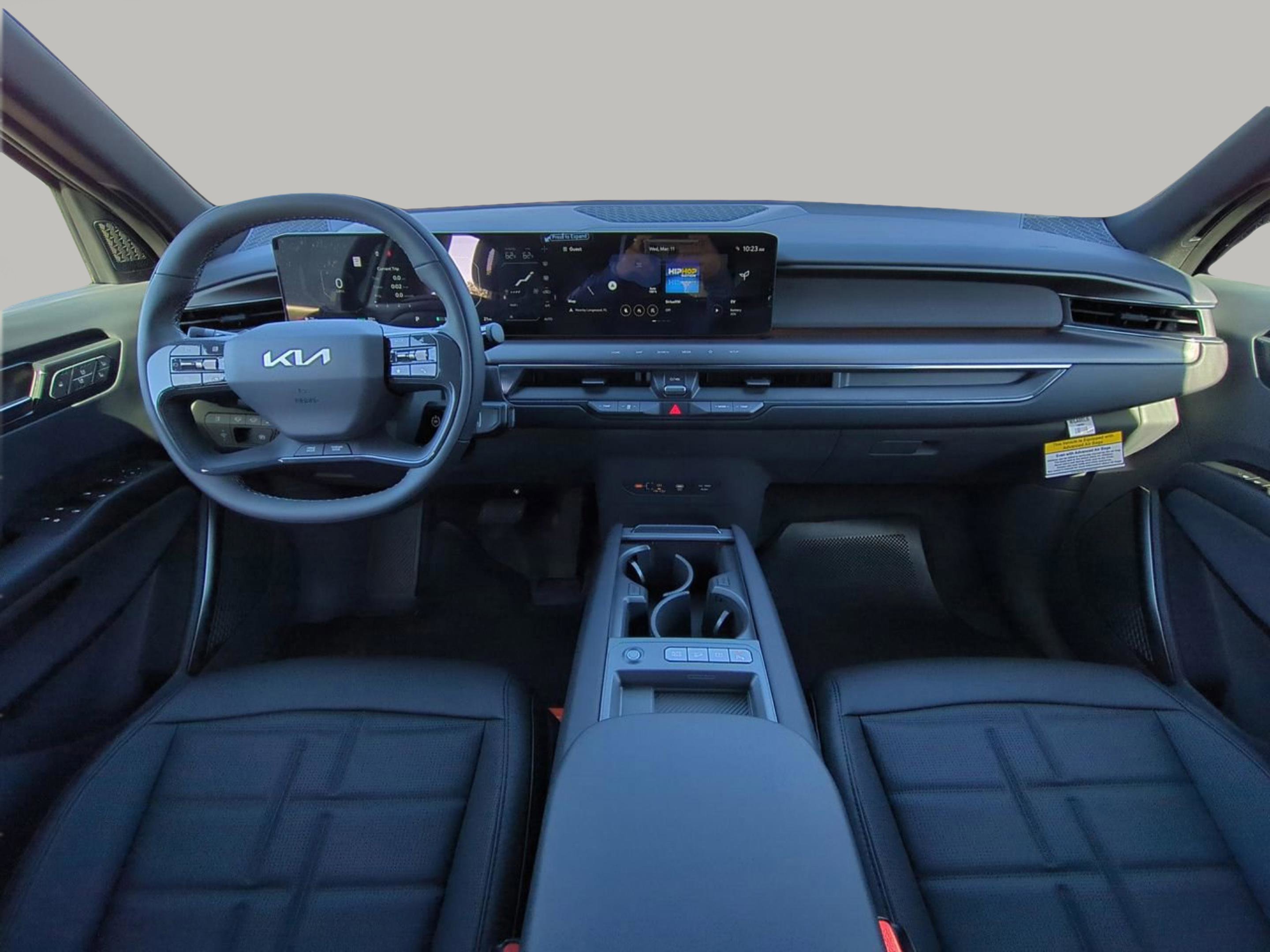 New 2026 Glacial White Pearl Kia Land AWD image 14
