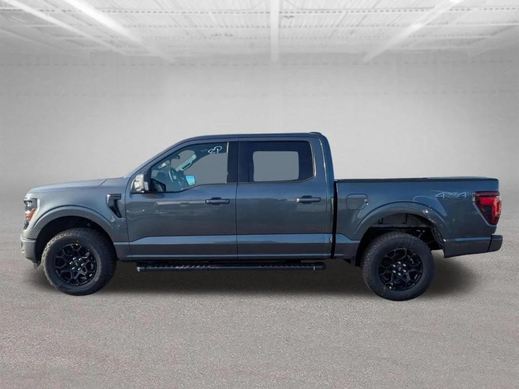 New 2026 Carbonized Gray Metallic Ford XLT image 5