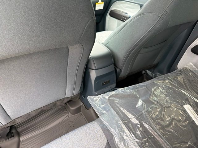 New 2026 Oxford White Ford XLT image 11