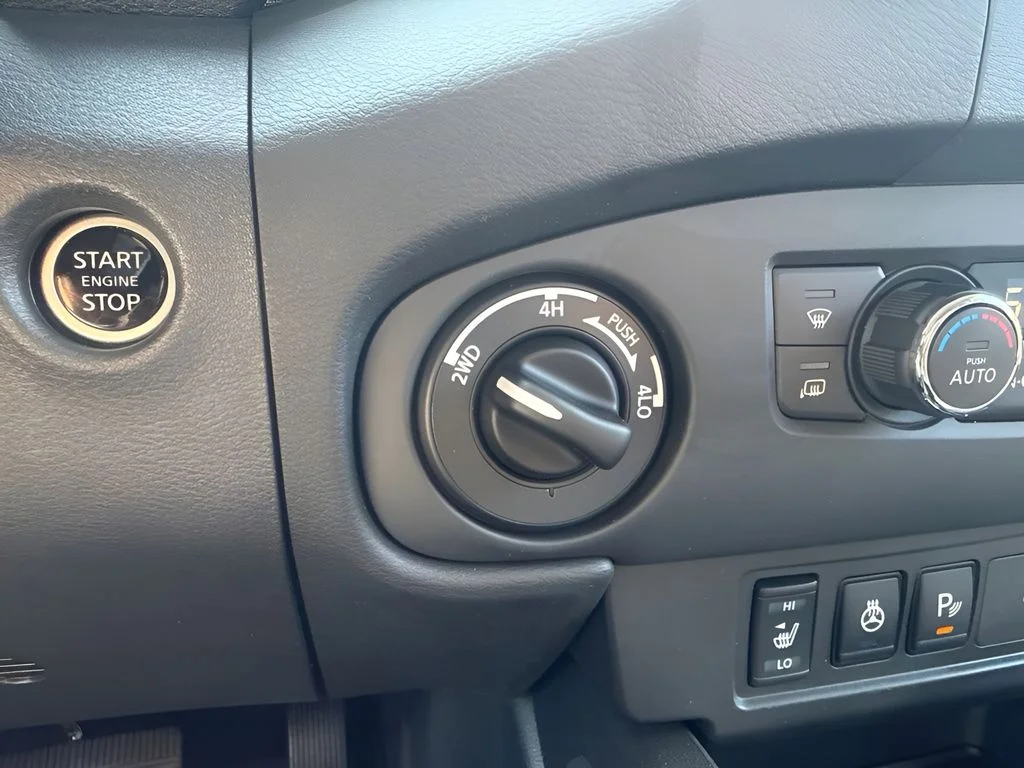 Used 2024 Blue Nissan SL image 18