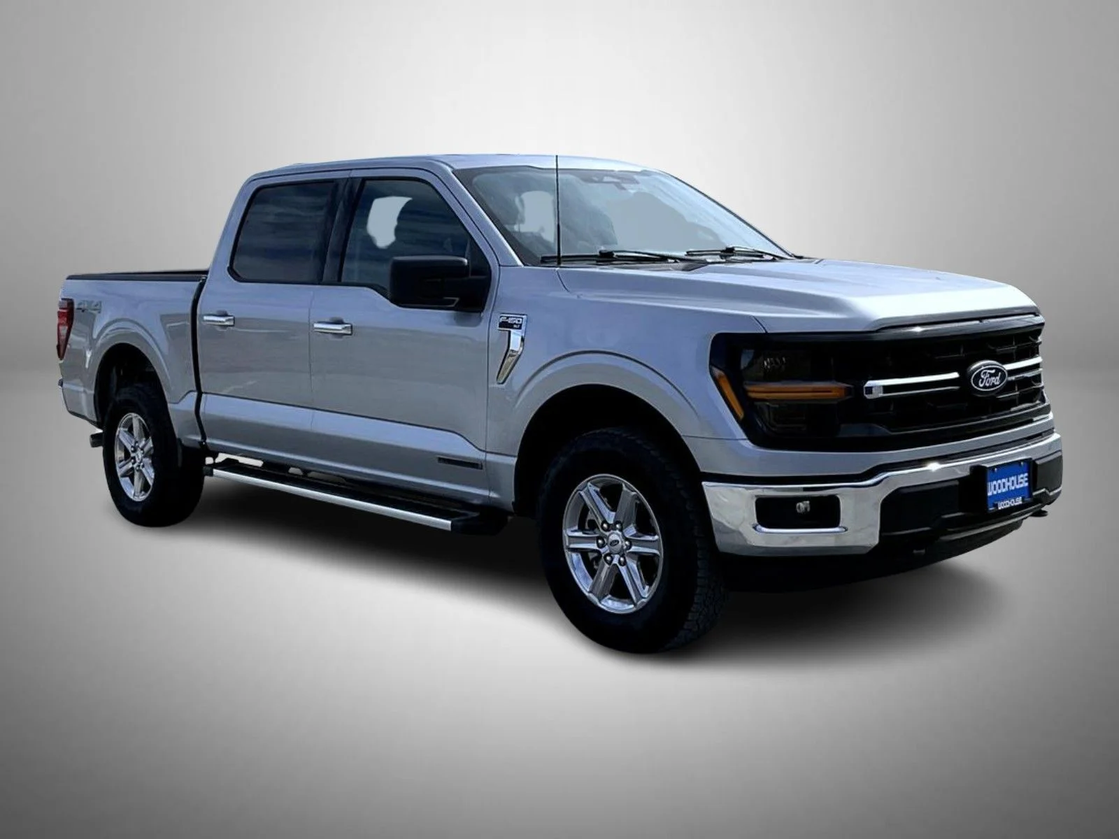 Used 2025 Silver Ford XLT image 3