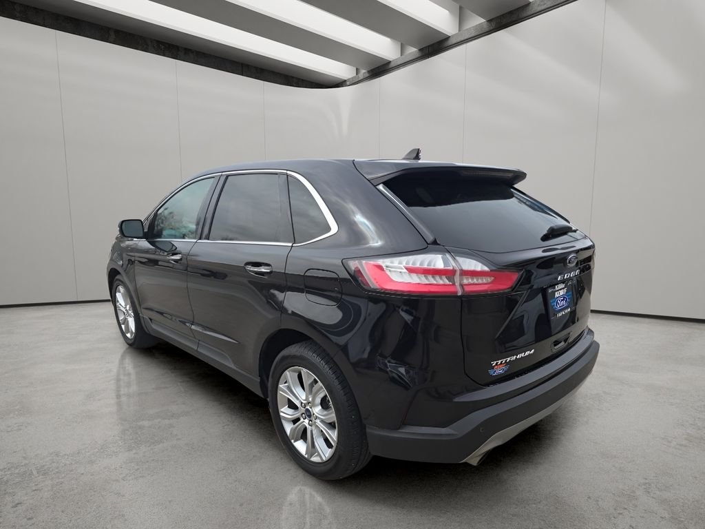 Used 2022 Black Ford Titanium image 3