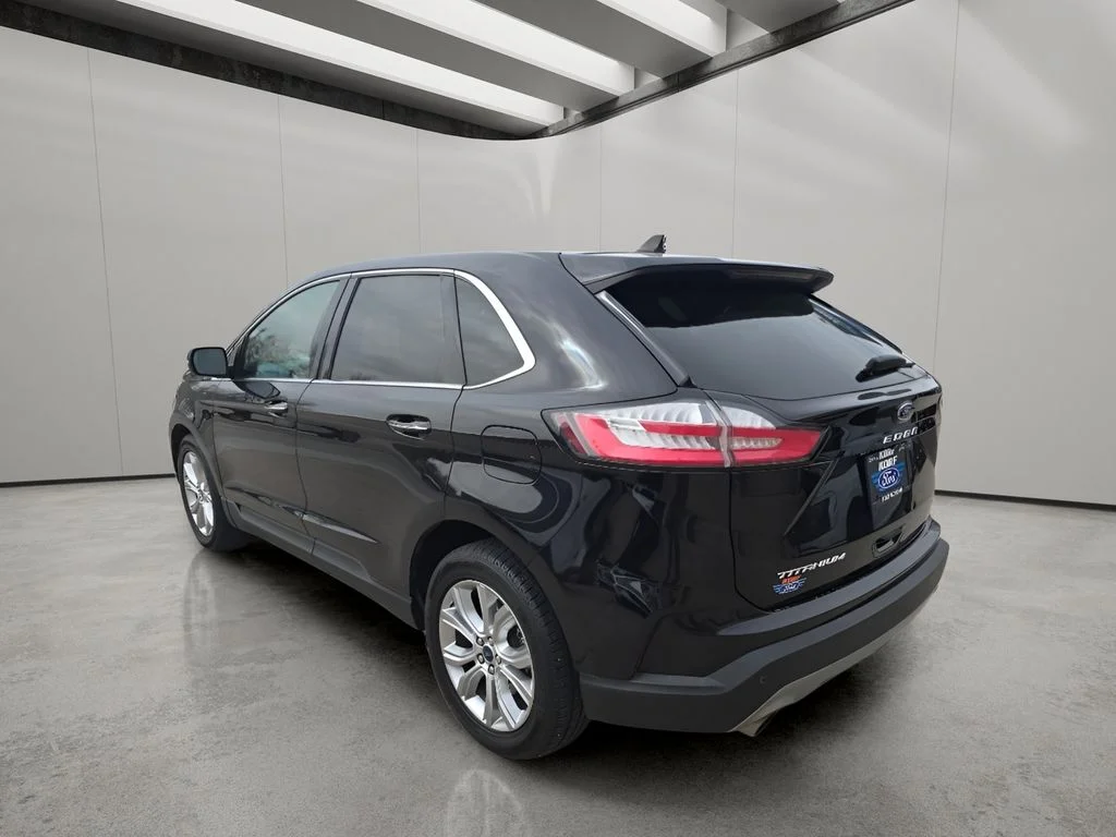 Used 2022 Black Ford Titanium image 3