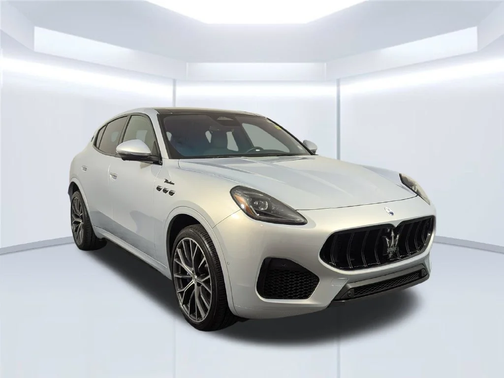 Certified Used 2023  Maserati Modena image 17