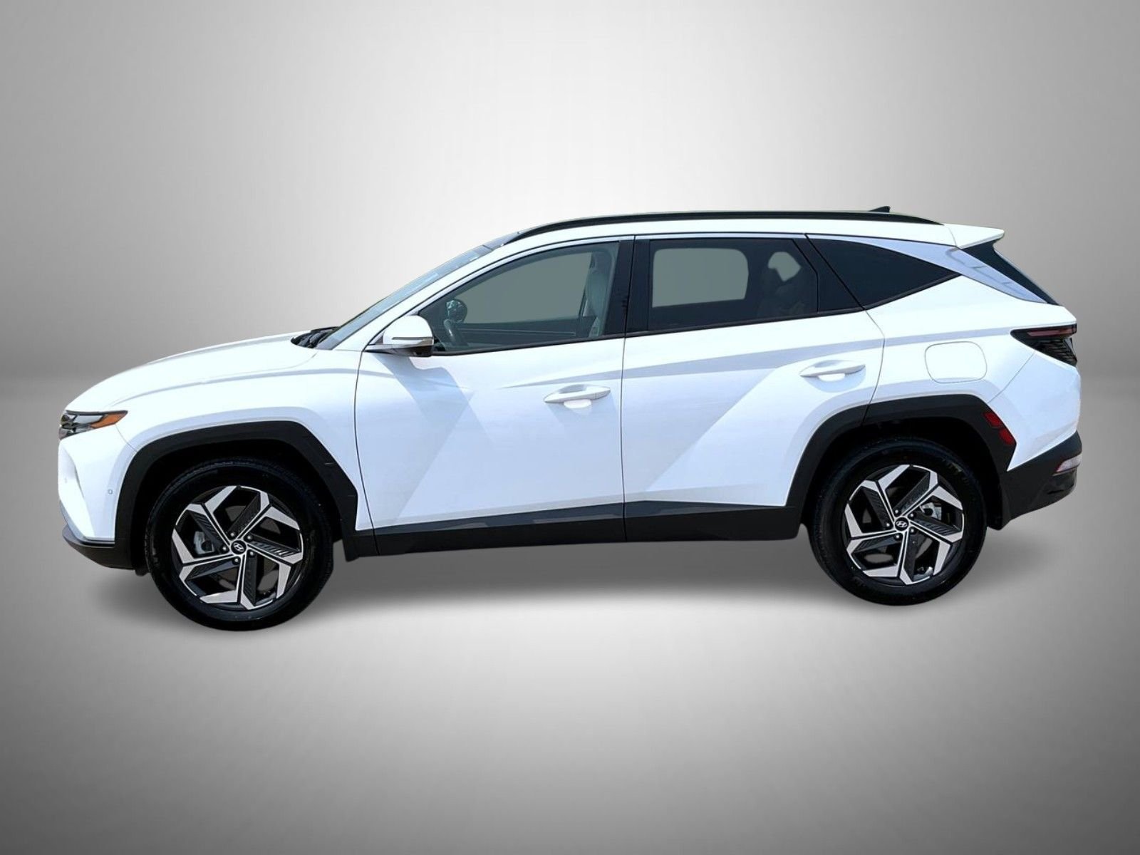 Used 2022 Gray Hyundai Limited image 8
