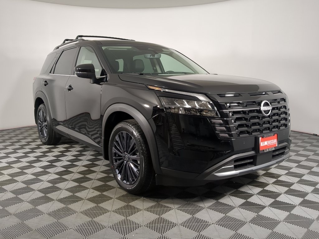 2026 Nissan Pathfinder SL 4WD's photo