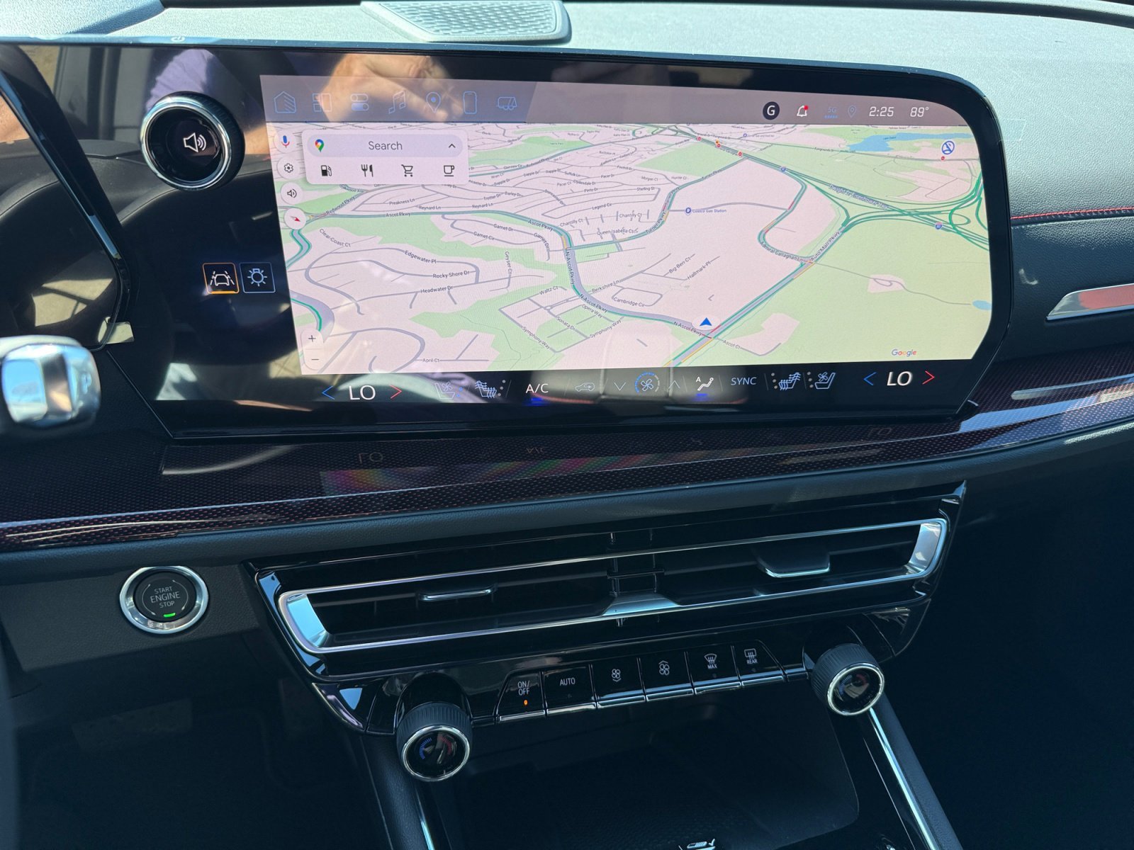 2025 Chevrolet Traverse RS - Photo 12