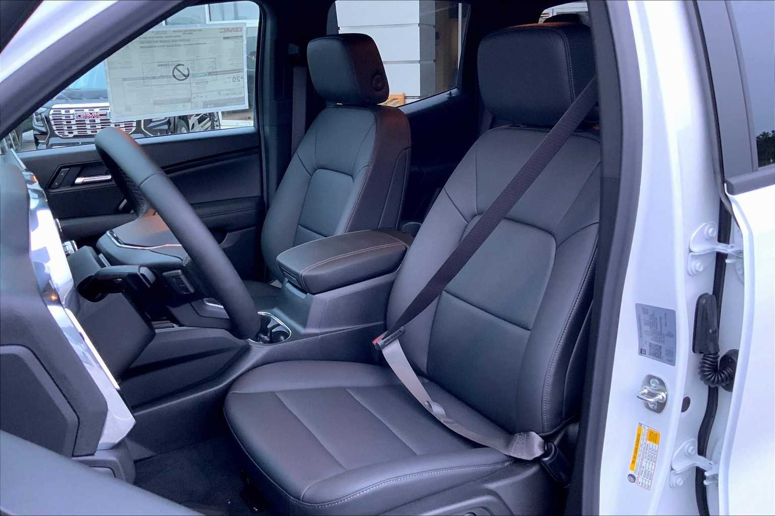 2025 GMC Canyon Elevation - Photo 9