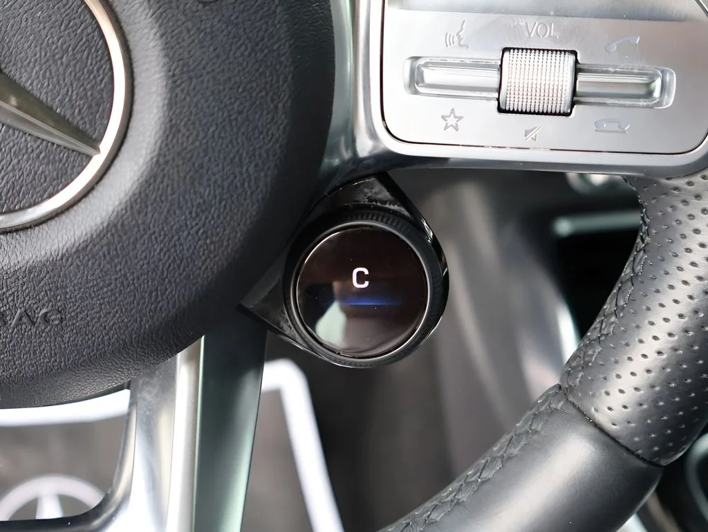 Used 2020 Polar White Mercedes-Benz Base image 36