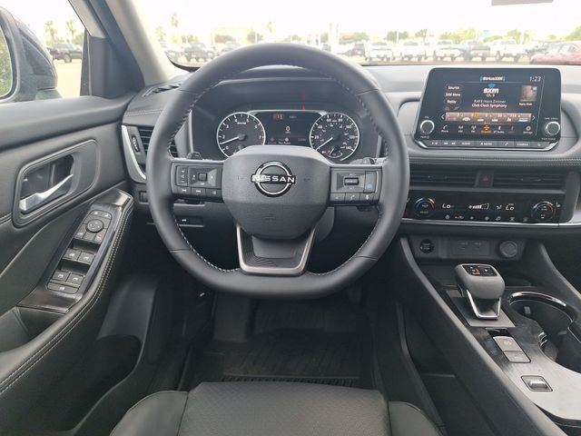 Used 2026 White Nissan Dark Armor image 14