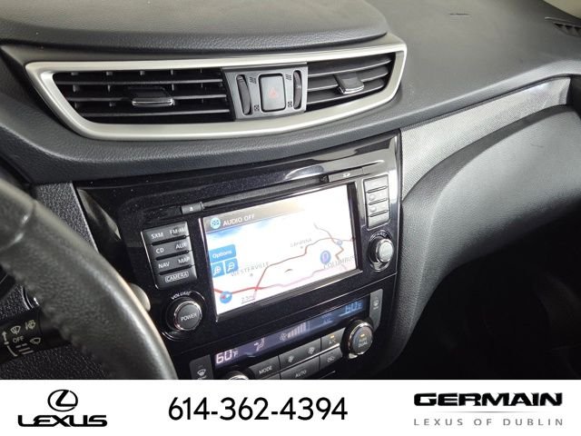 Used 2016 Silver Nissan SL image 25