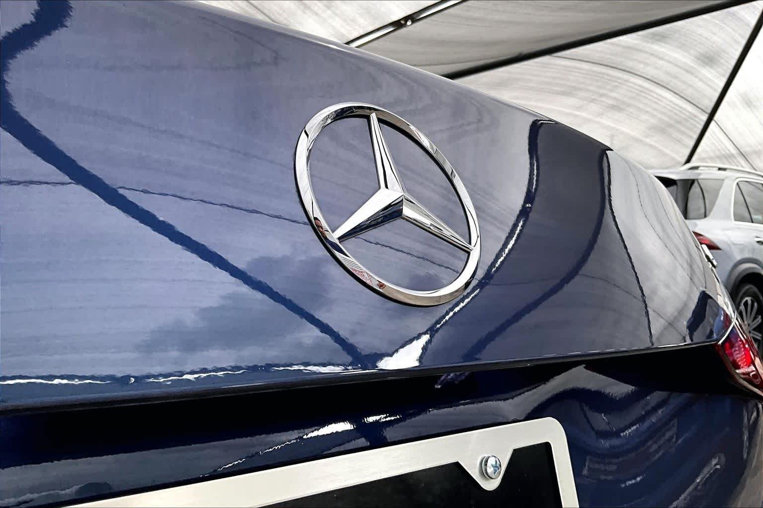Used 2025 Twilight Blue Metallic Mercedes-Benz C 300 image 10