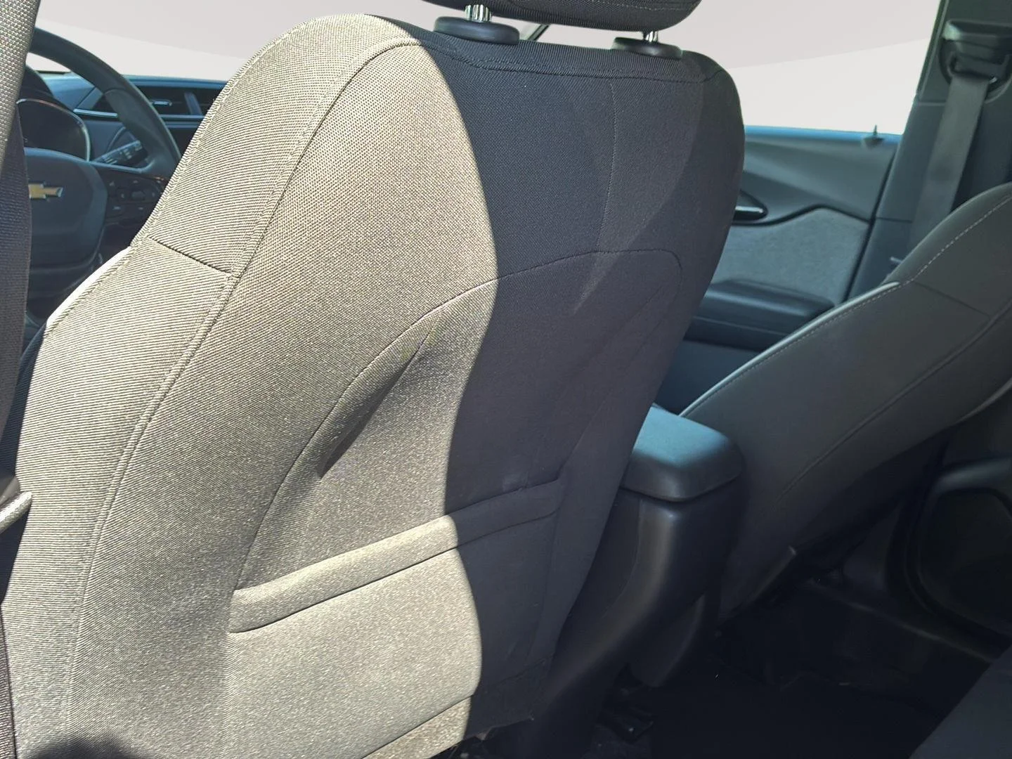 Used 2022 Summit White Chevrolet LT image 22