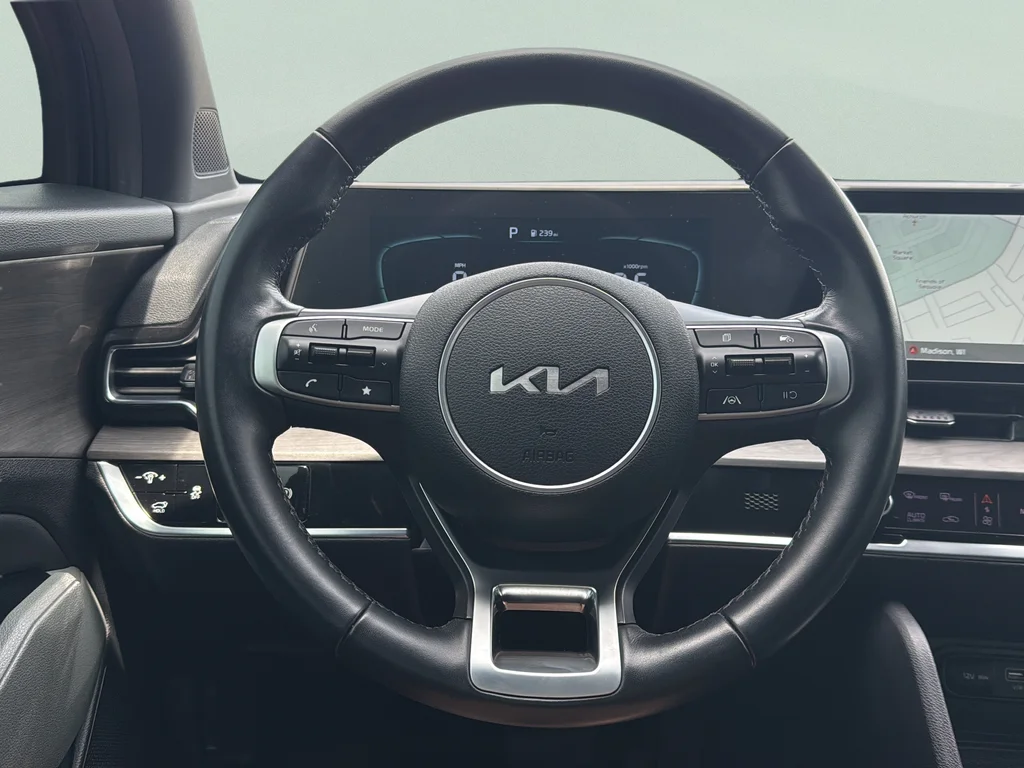 Certified Used 2023 Ebony Black Kia X-Line image 29