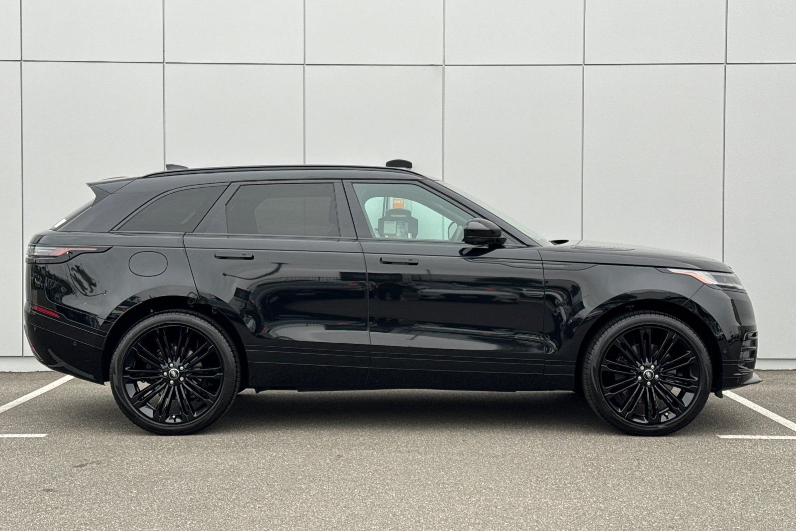 Certified Used 2026 Black Land Rover Dynamic SE image 6