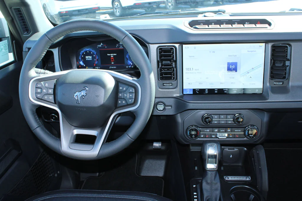 New 2026 Avalanche Gray Ford Badlands® image 28