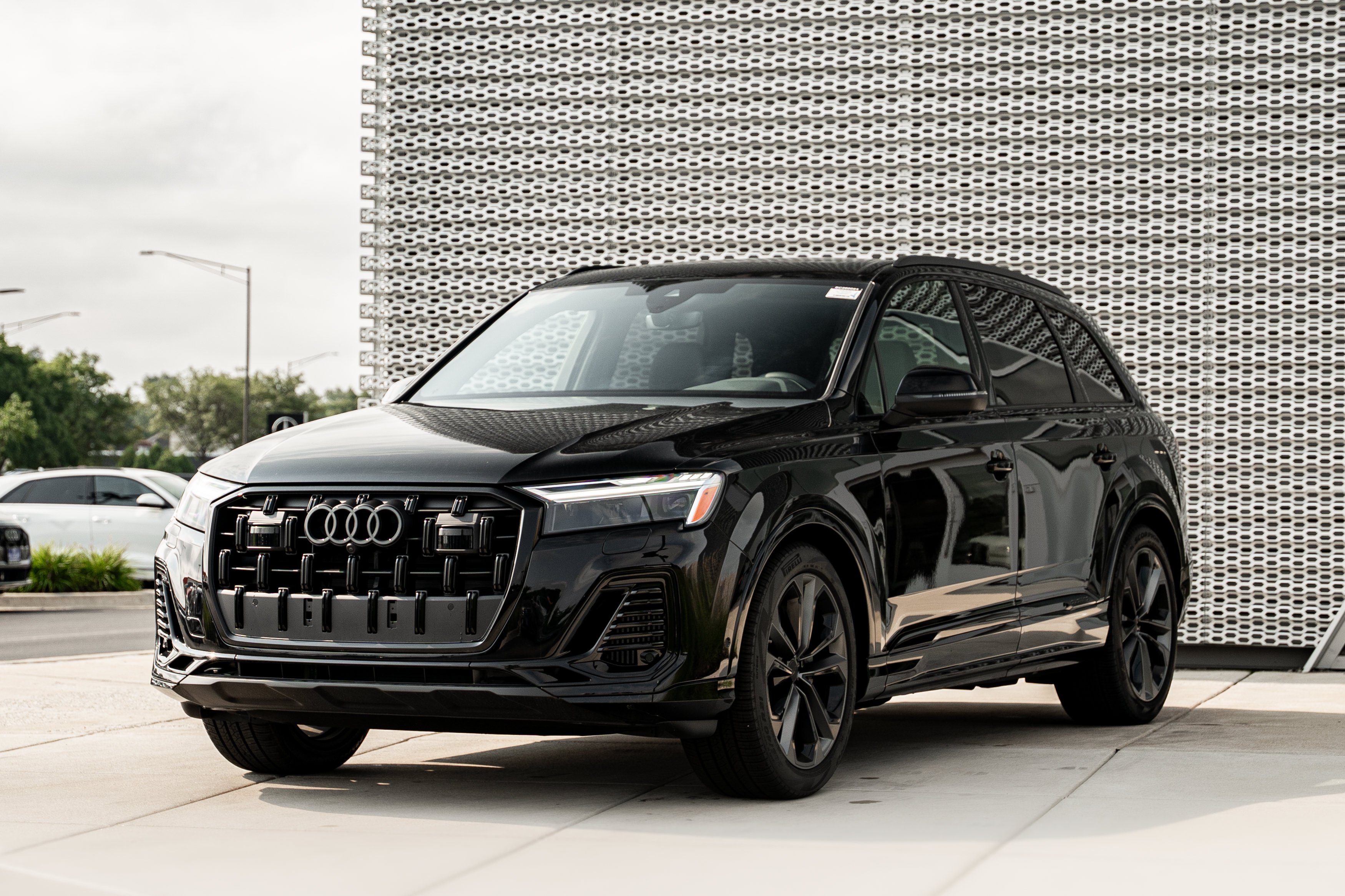 2026 Audi Q7 Premium Plus - Photo 7