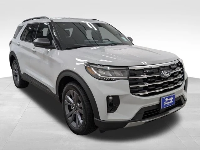 New 2027 Avalanche Gray Ford Active image 48