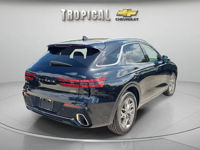 Used 2025 Black Genesis 2.5T image 3