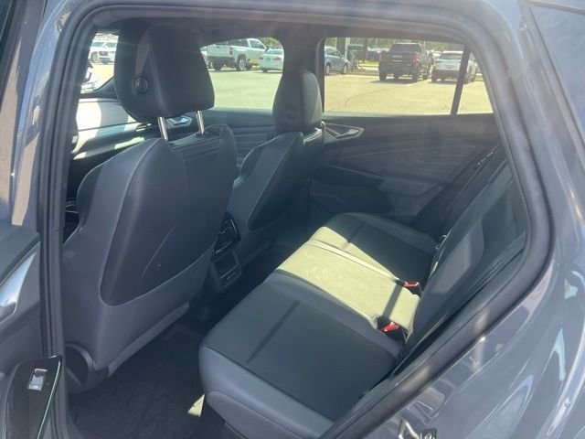 Used 2023 Gray Volkswagen Pro S image 4