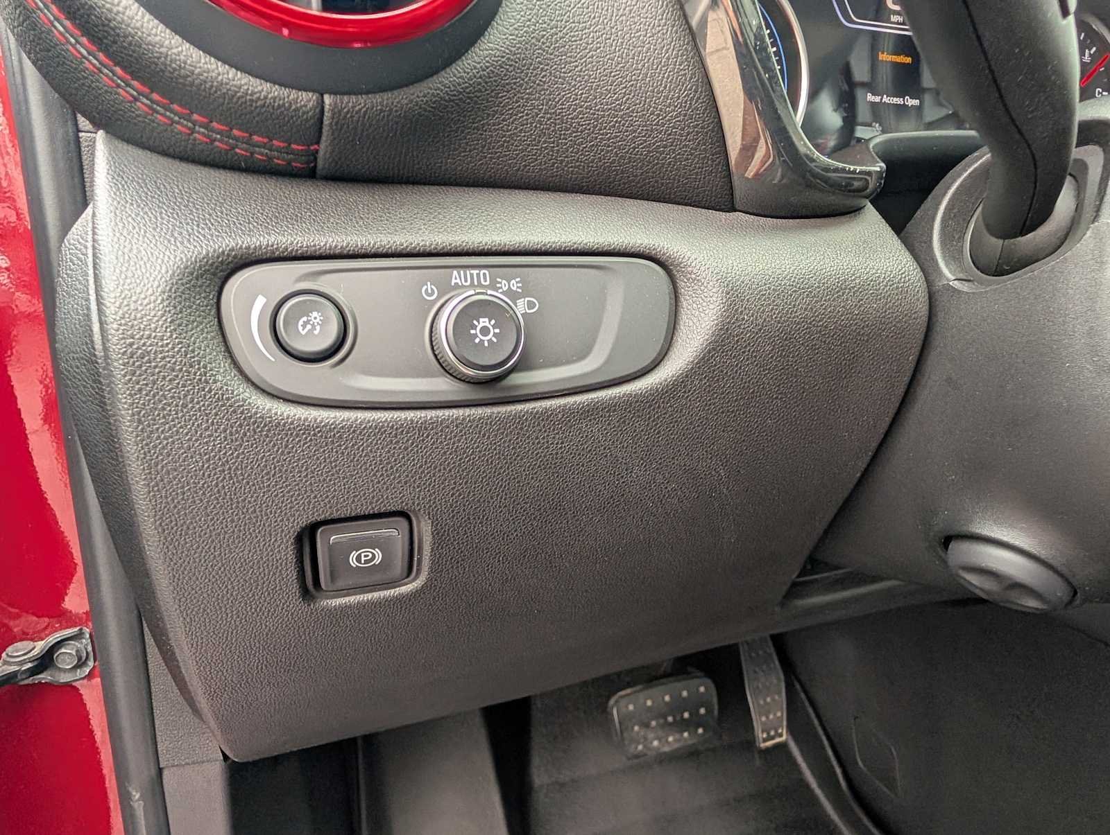 Used 2019 Cajun Red Tintcoat Chevrolet RS image 23