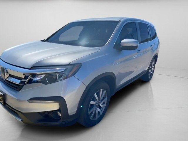 Certified Used 2019 Lunar Silver Metallic Honda EX image 2
