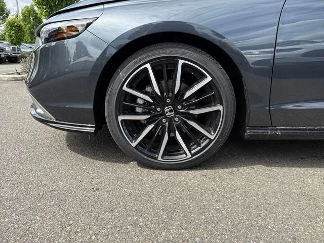 New 2026 Meteorite Gray Metallic Honda Touring image 27