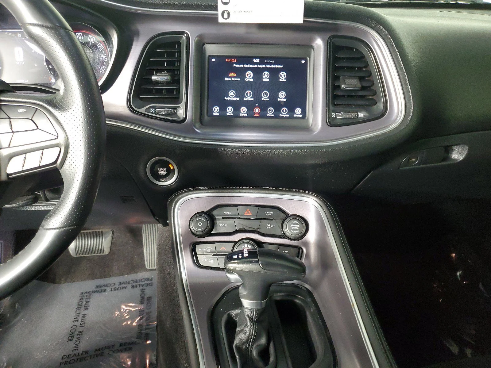 Used 2018 Pitch Black Clearcoat Dodge SXT image 28