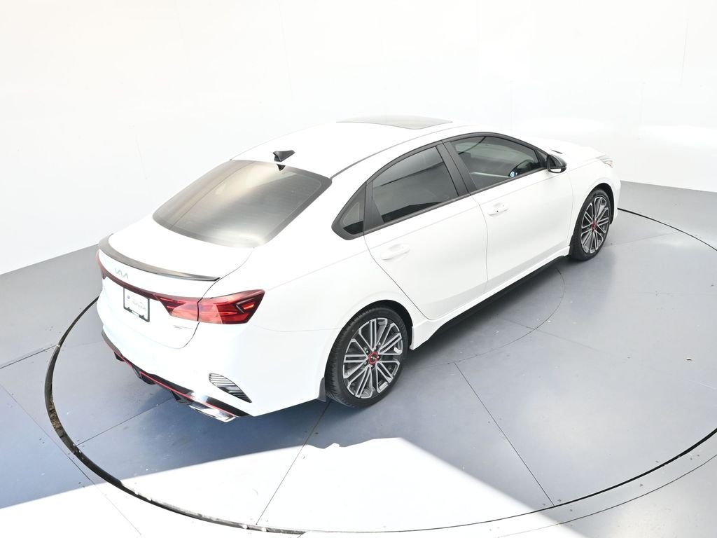 Used 2023 Snow White Pearl Kia GT image 32
