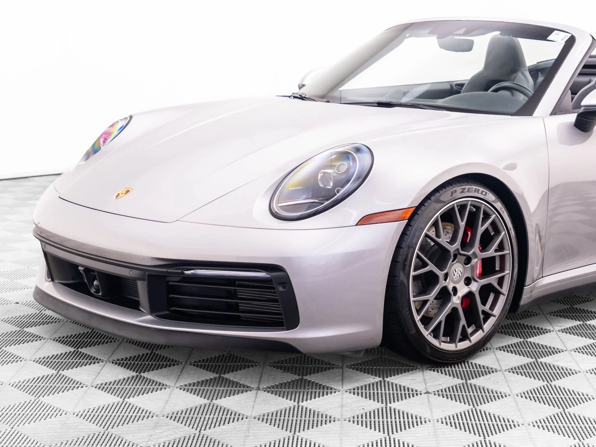 Used 2022 Silver Porsche Carrera 4S image 36