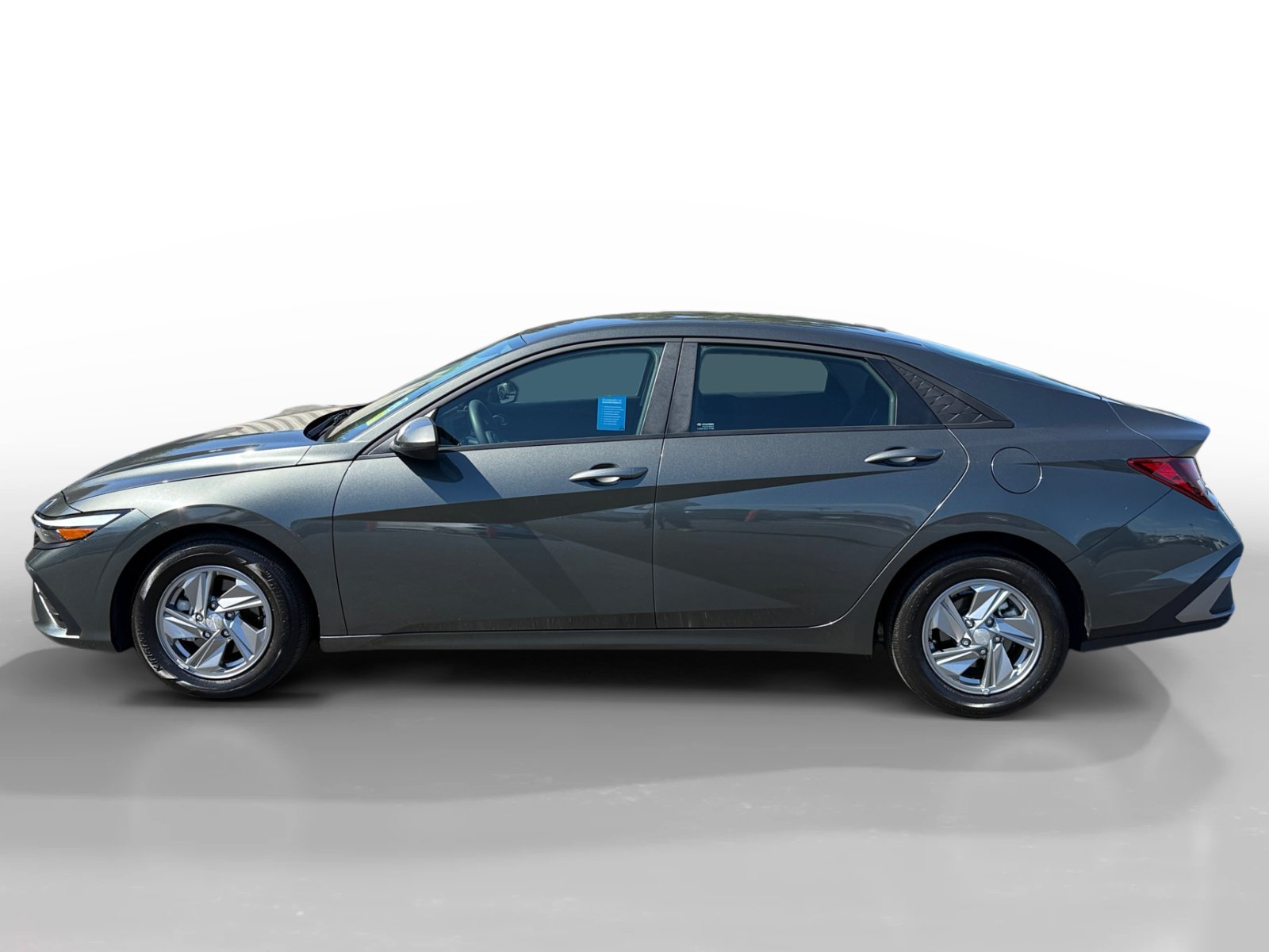 Certified Used 2024 Gray Hyundai SE image 2