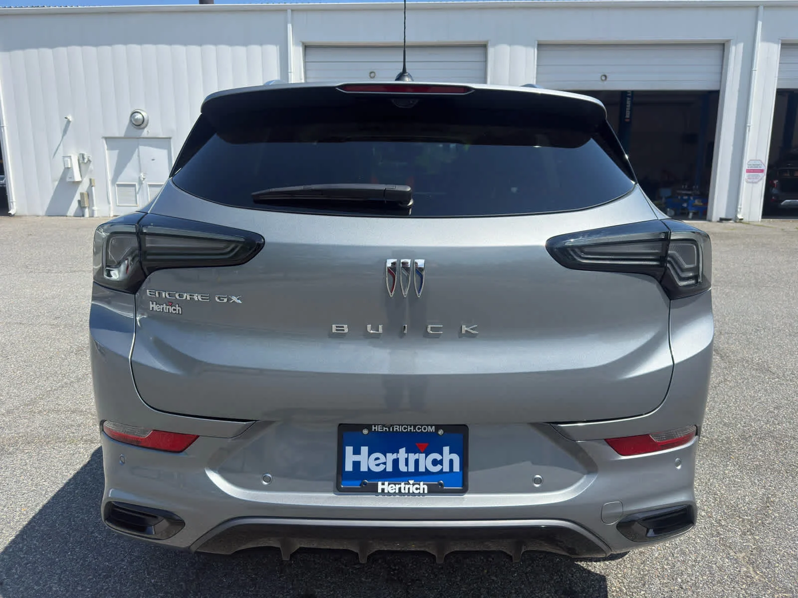 Used 2025 Moonstone Gray Metallic Buick Avenir image 5