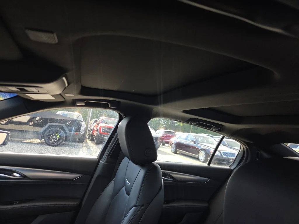 Used 2022 Black Cadillac Premium Luxury image 4