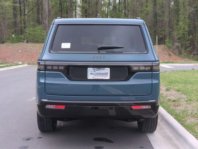New 2026 Steel Blue Exterior Paint Jeep Limited Reserve image 12