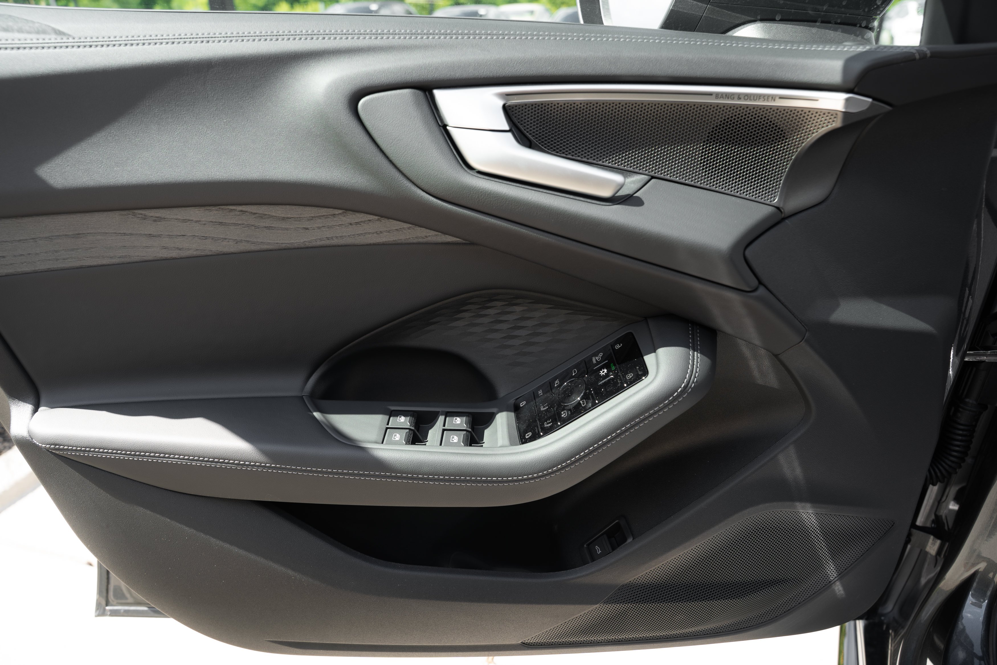 New 2026 Daytona Gray Audi Premium Plus image 40