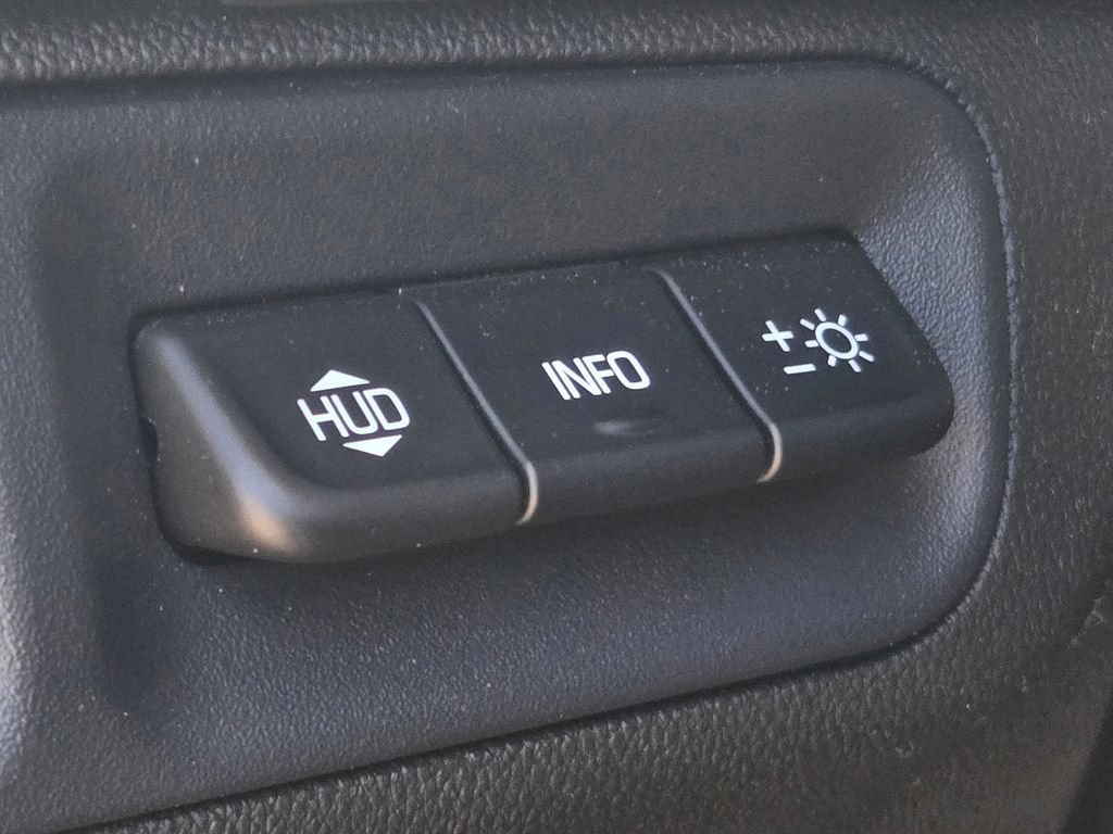 2023 GMC Acadia Denali - Photo 15