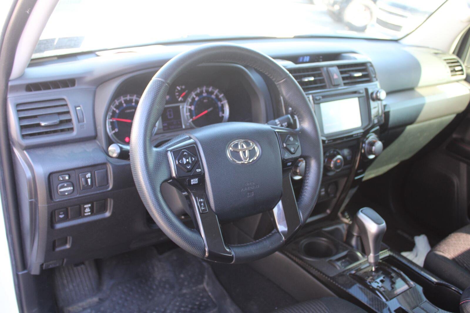 Used 2019 Super White Toyota TRD Off-Road image 9