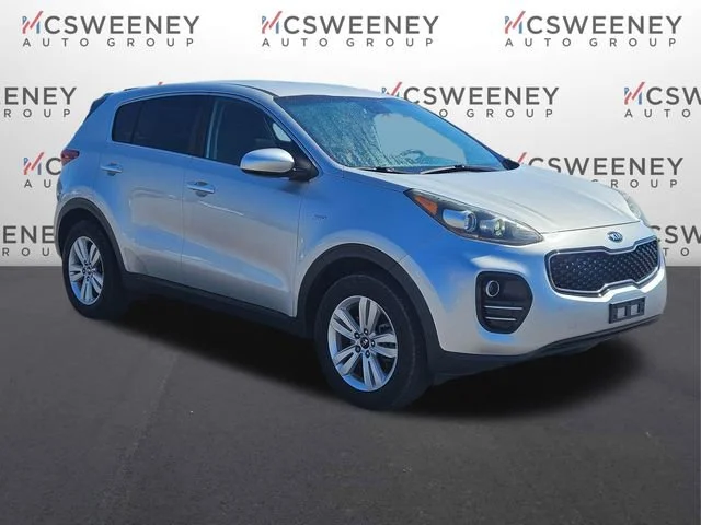 Used 2018 Silver Kia LX image 7