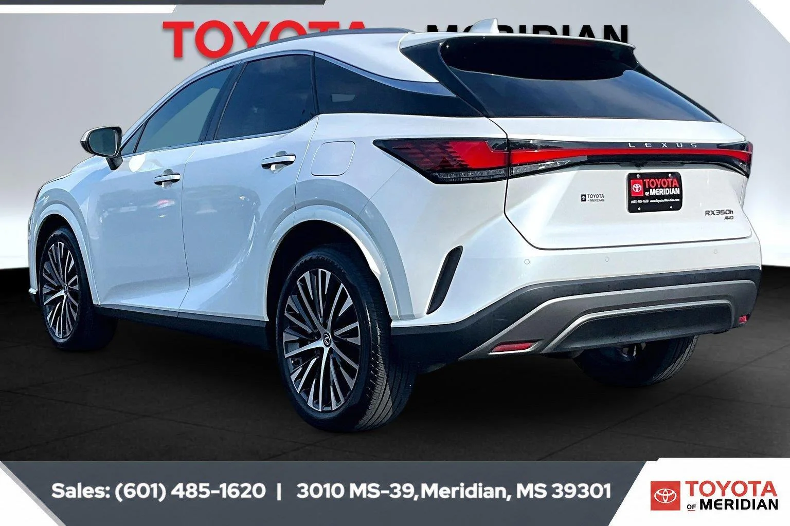 Used 2023 Eminent White Pearl Lexus RX 350h Premium Plus image 2
