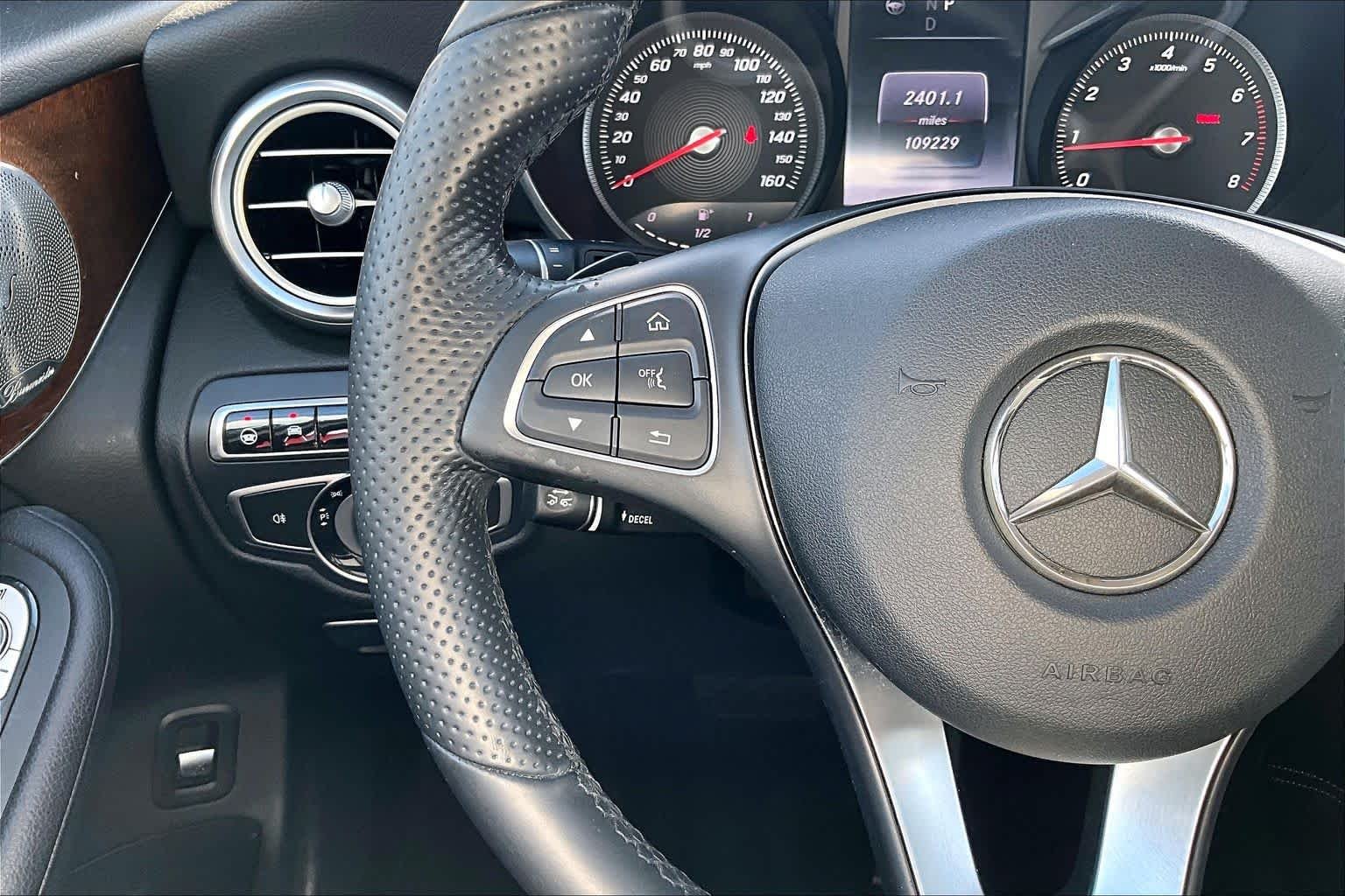 Used 2016 designo Cardinal Red Metallic Mercedes-Benz GLC 300 image 23