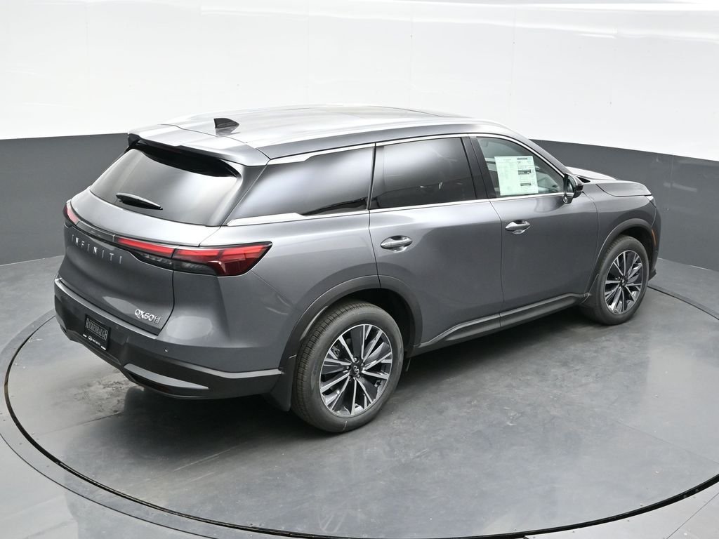 New 2027 GRAPHITE SHADOW INFINITI Luxe AWD image 42