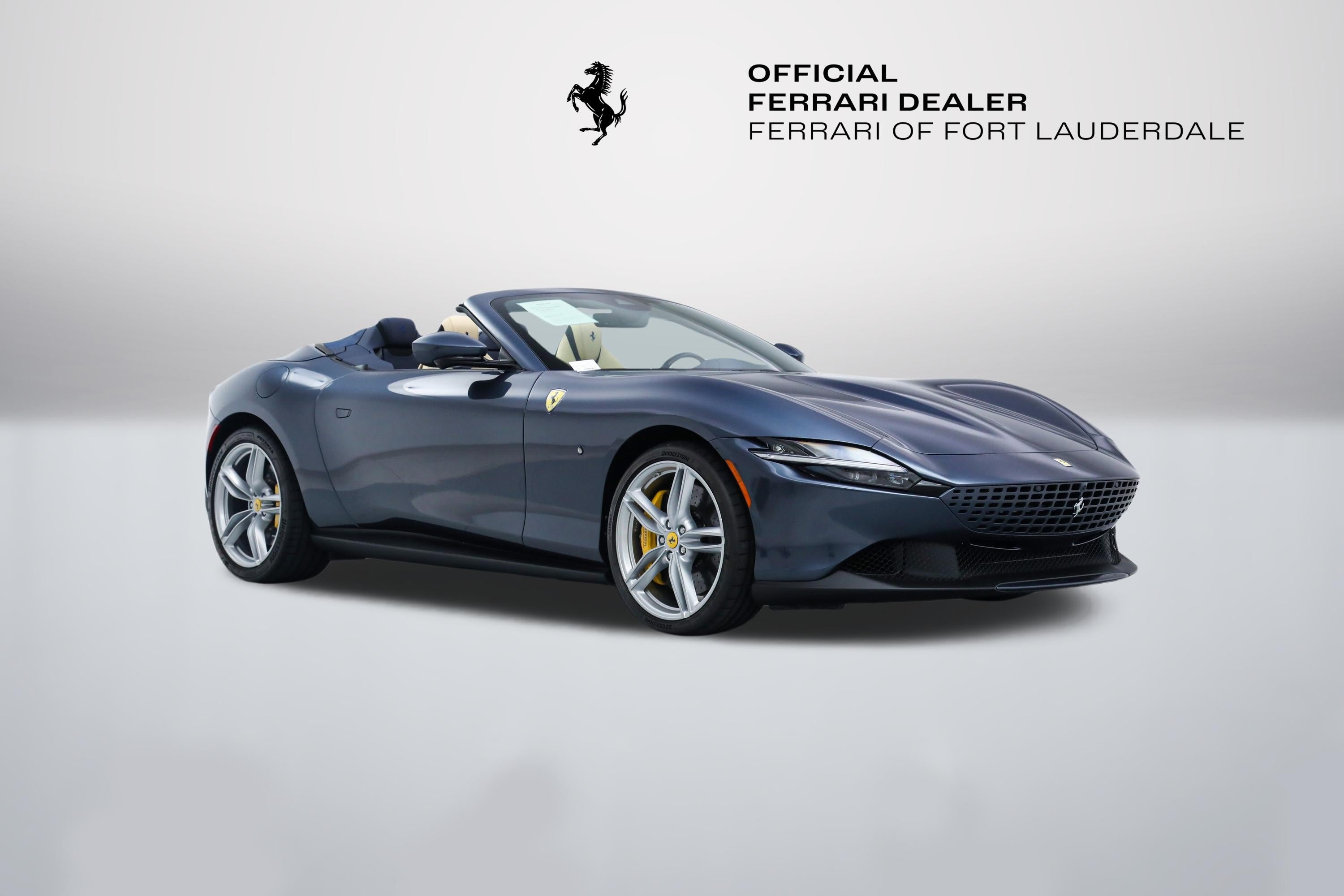 Certified Used 2025 Blu Roma Ferrari  image 11
