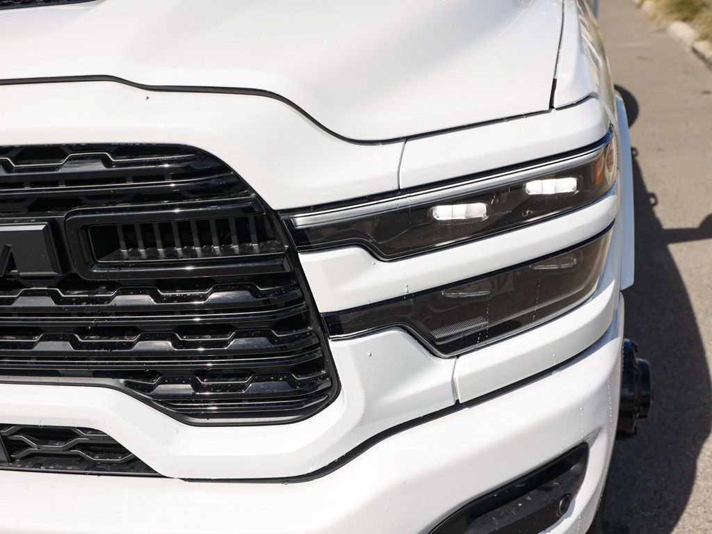 New 2026 Bright White Clear-Coat Exterior Paint RAM Limited image 9