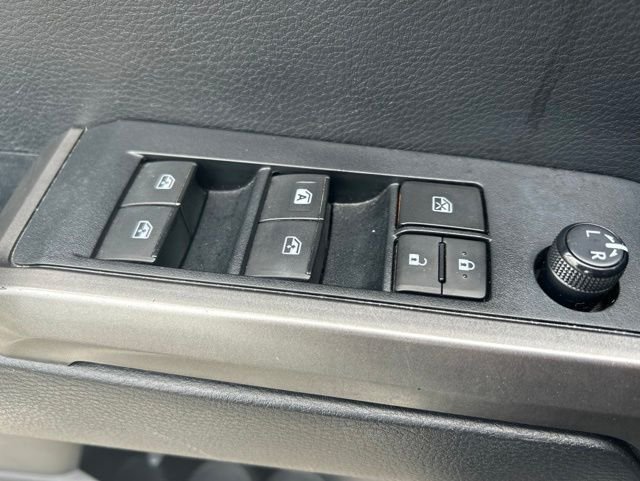 Used 2019 Gray Toyota SR5 image 29
