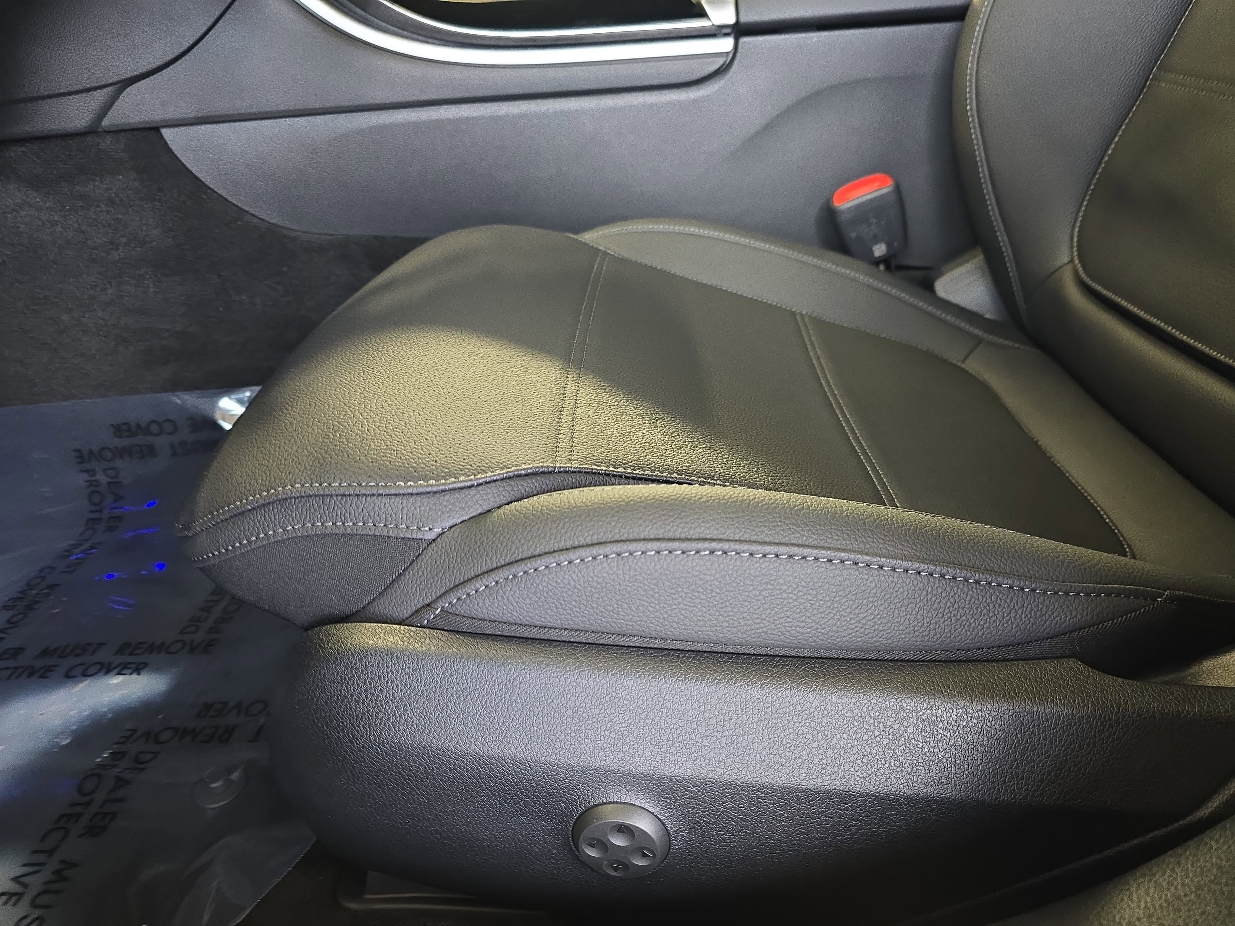 New 2026 MANUFAKTUR Alpine Grey Mercedes-Benz C300 image 29