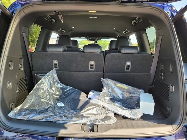 2025 Nissan Armada PRO-4X - Photo 17