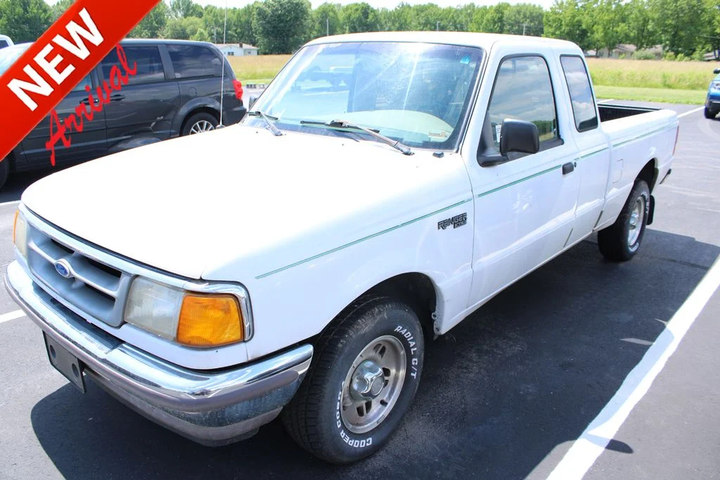 Used 1997  Ford XL image 1